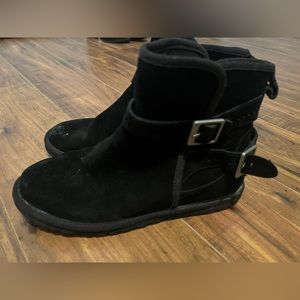 Black UGGS